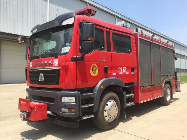 Buy cheap Diesel Type Heavy Rescue Fire Truck 6 Wheel 310HP With 5T Crane from wholesalers