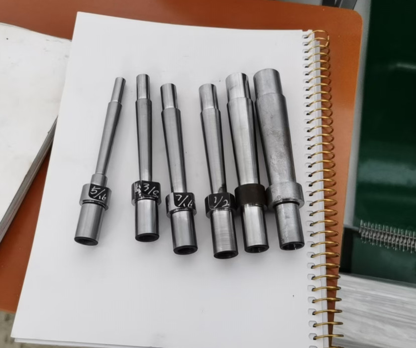 NB-450 Notebook Metal Iron Single Loop Spiral Wire Coil Binding And Forming Machine