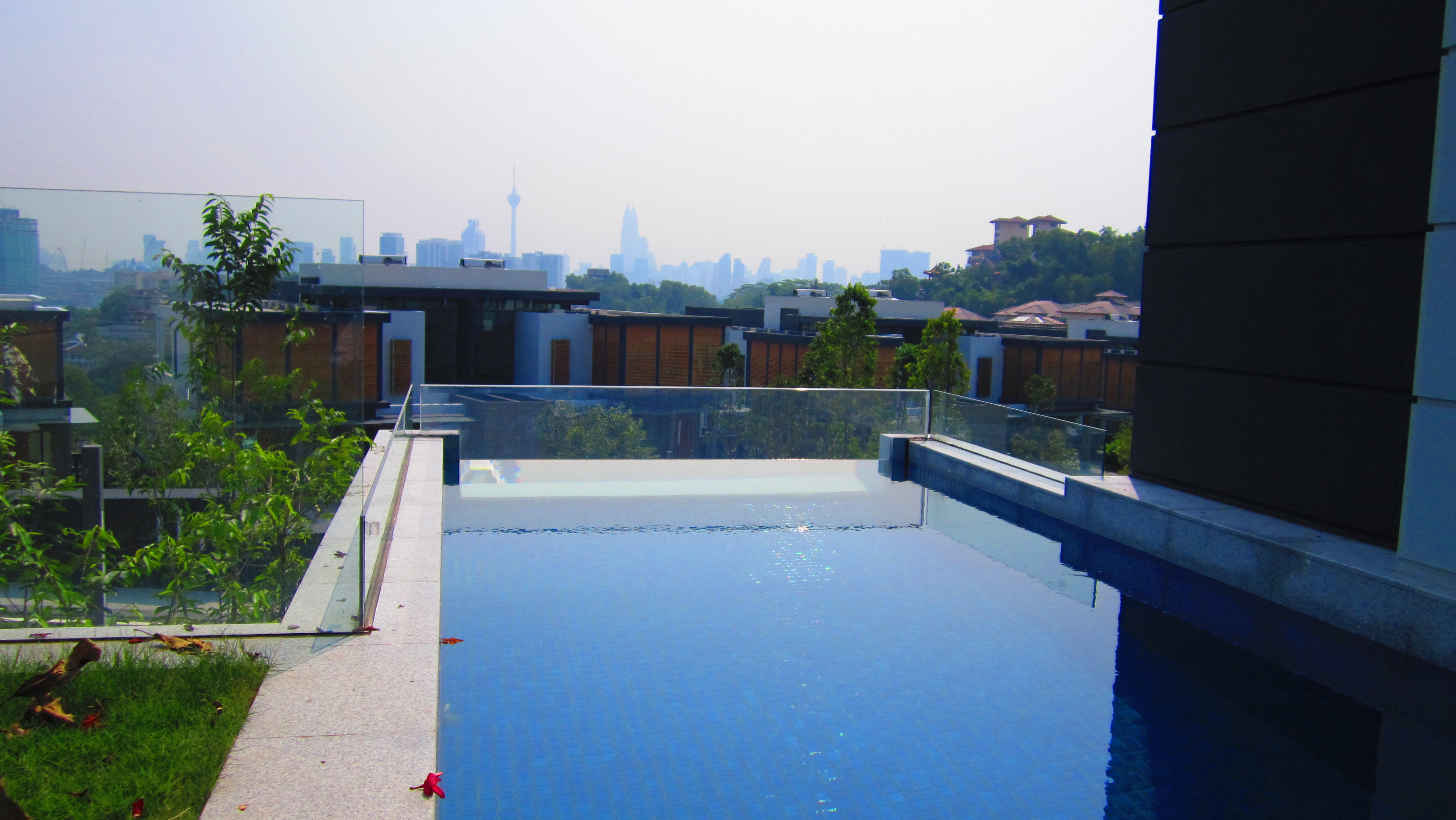Excellent Weather Resistant Cast Acrylic Sheet for Big Prefabricated Swimming Pool