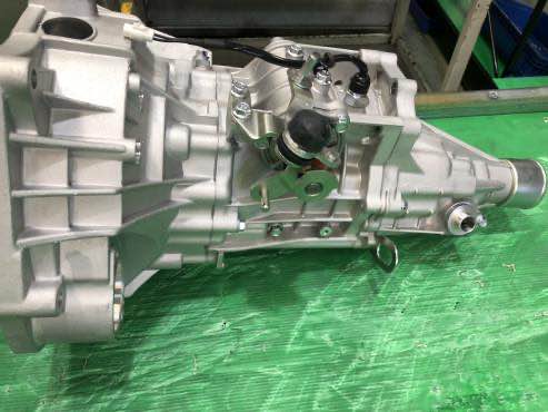 DFSK C37 Mini Bus Auto Accessories Manual Transmission Gearbox for Rear-Placed Engine