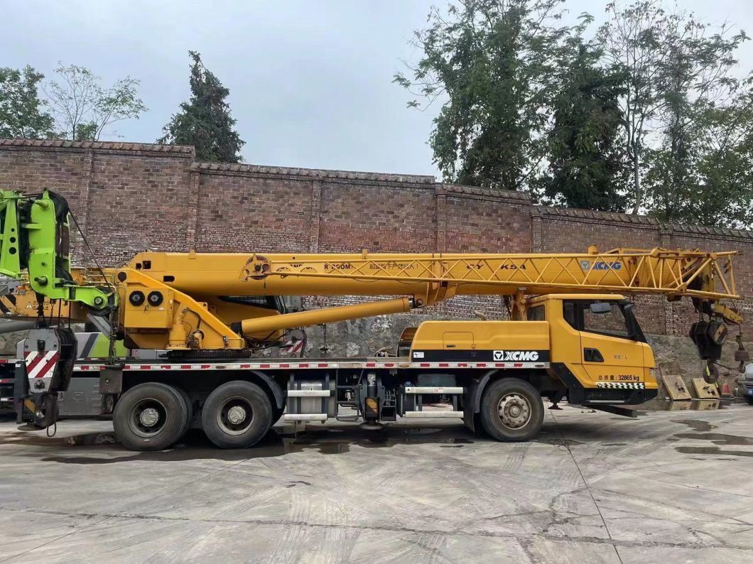 Lifting Equipment 25K5a Hydraulic Truck Crane with 5 Boom Sections