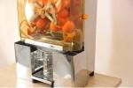 220V - 240V Auto Electric Commercial Fruit Juicer Machines for Hotel , Bar