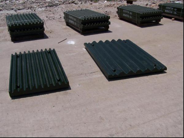 Quality Steel Crusher Wear Parts Jaw Plates For Jaw Crushers Application Mine Mill DF021 for sale