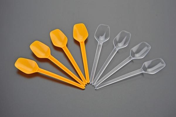 15 cm disposable spoon hard plastic scoop of ice cream scoop in clear or yellow