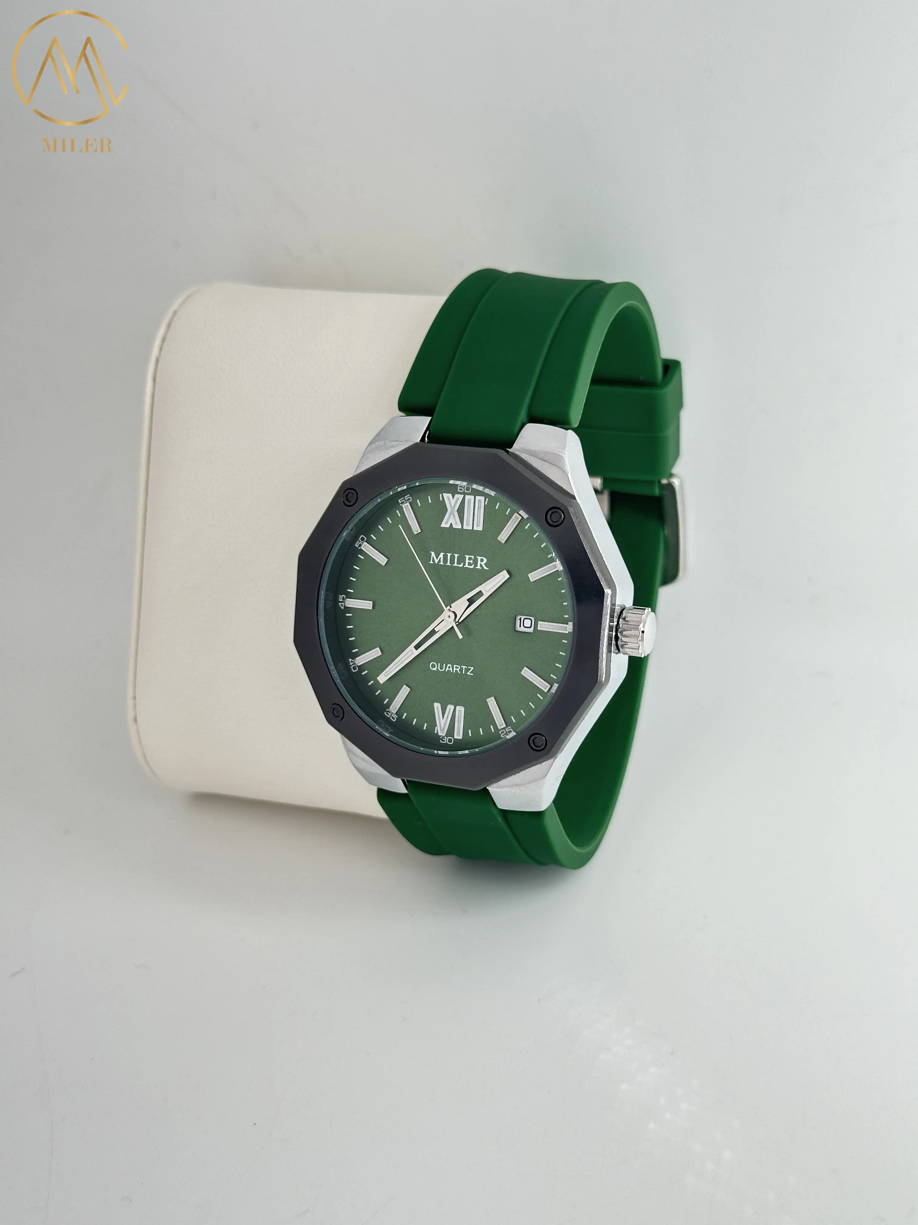 Wholesale Sports Waterproof Quartz Watch with Silicone Strap