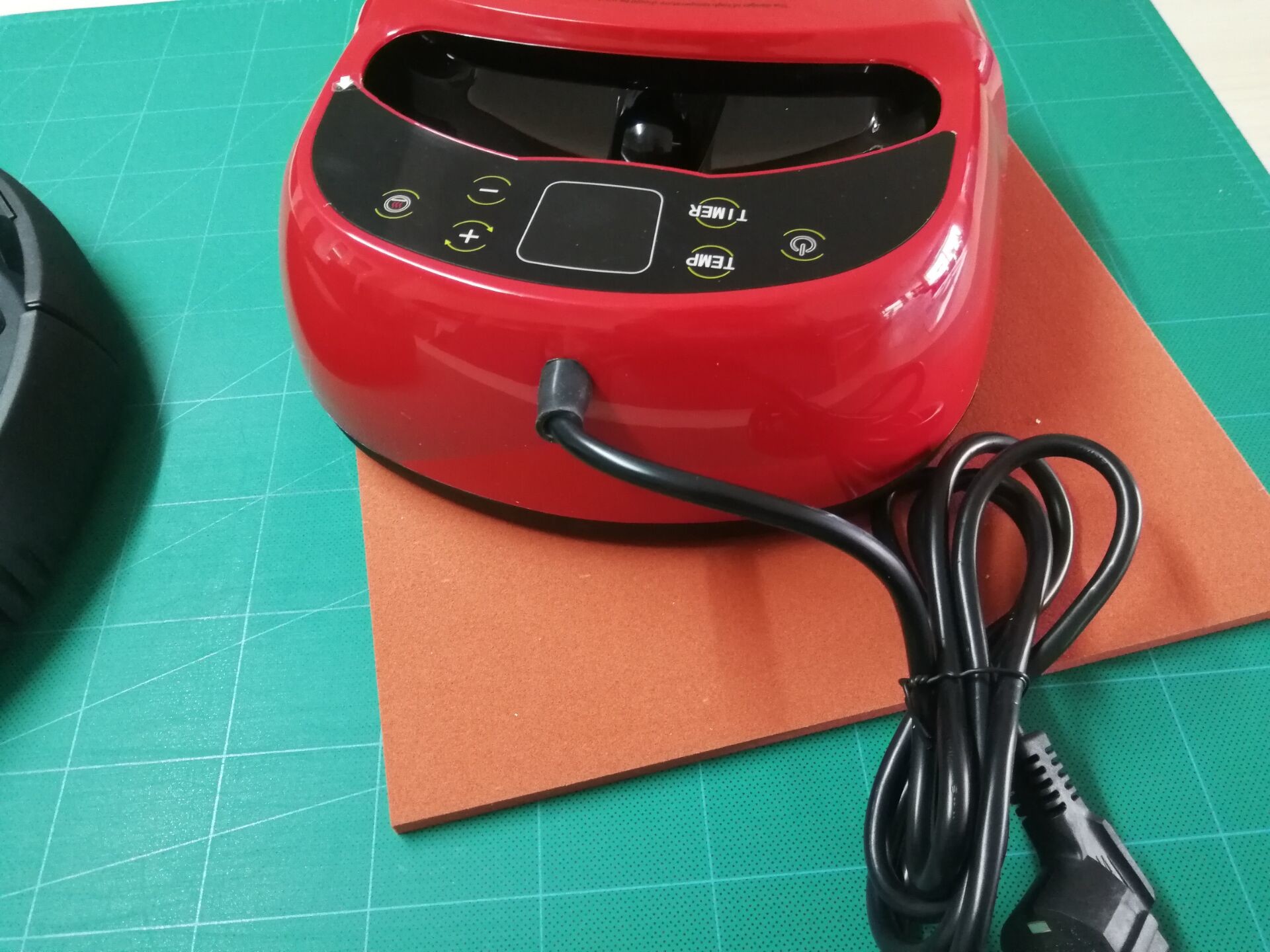 Home Portable Multifunctional 1000W Heat Press Machine For T-Shirts