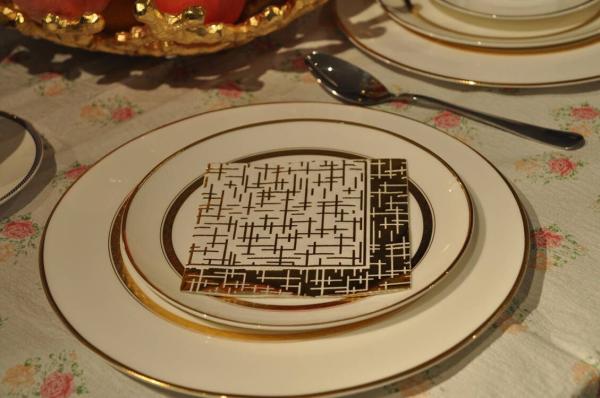 Buy cheap Biodegradable Gold Foil Napkin , 3ply Monogrammed Beverage Napkins from wholesalers
