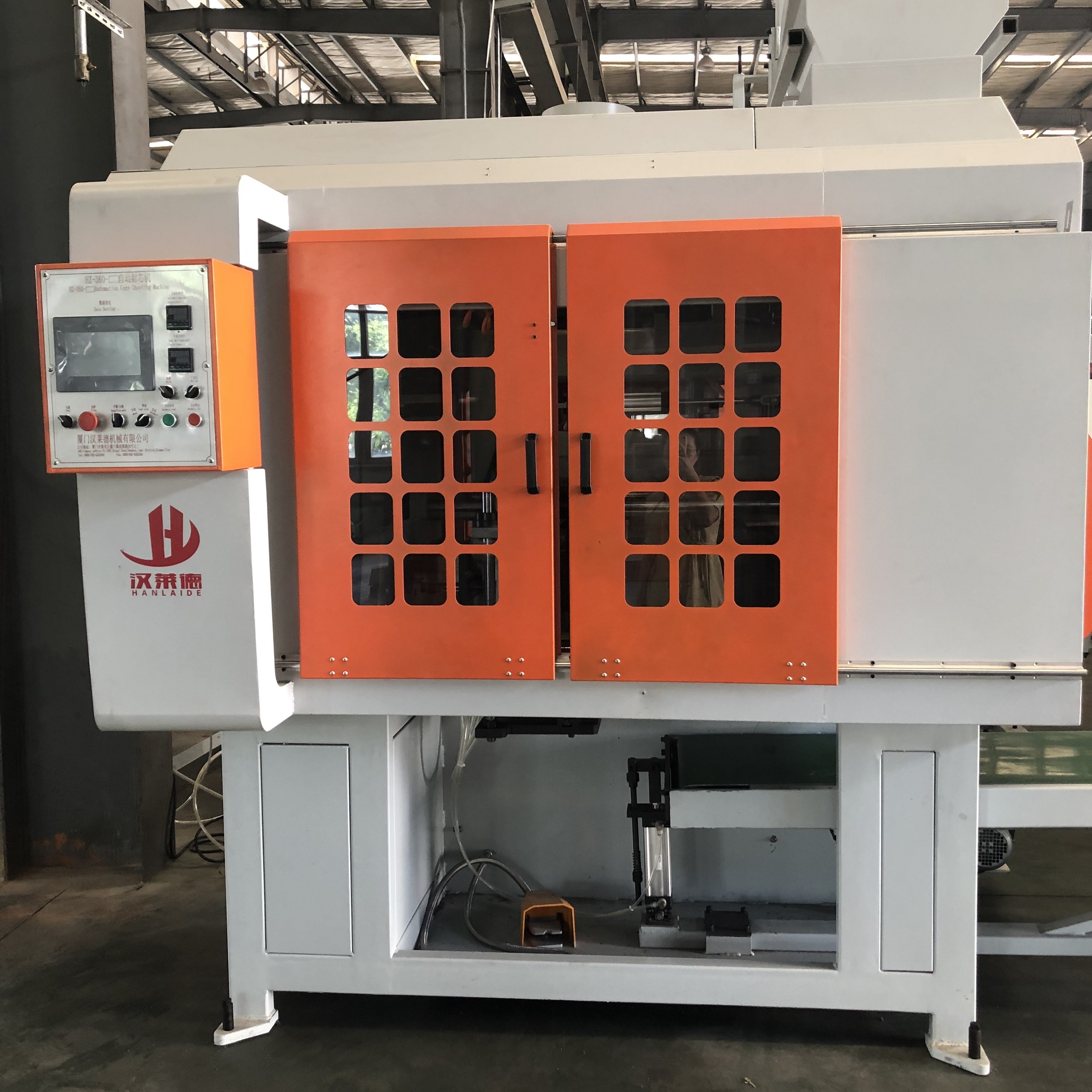 Automatic Wooden Package Sand Core Shooting Machine CE Certified For Brass Faucet
