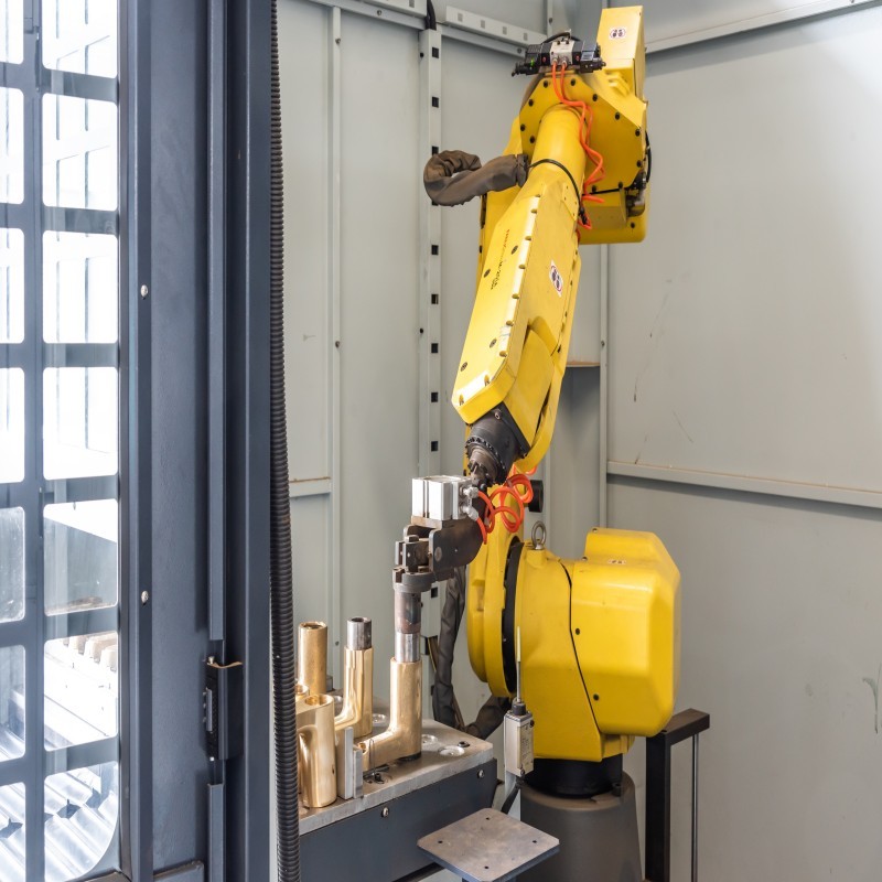 CNC Grinding Robot High Precision For Automotive Wheel Hub Casting Parts Automatic Deburring