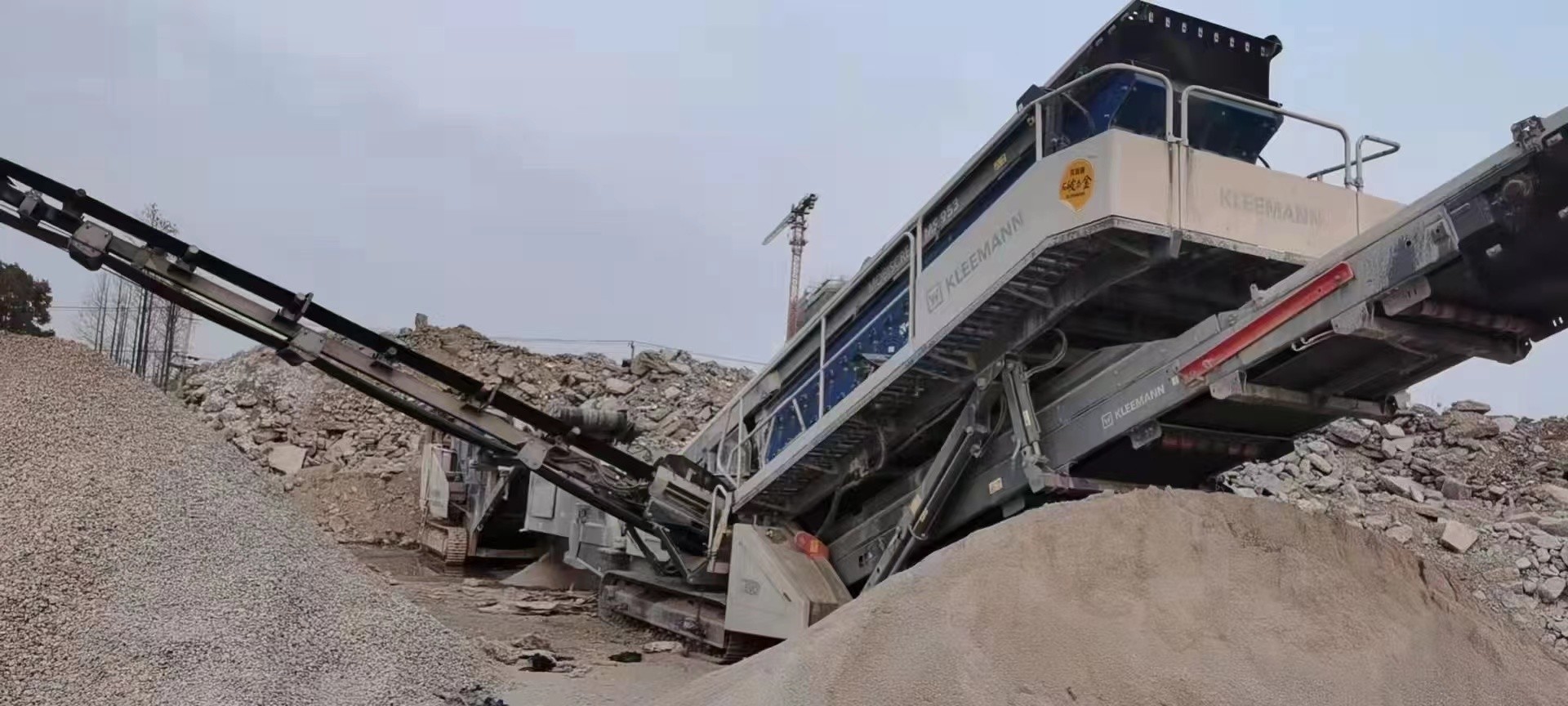 Portable Rock Used Mobile Crusher MR110 Z EVO2 Track Mounted Made In 2018