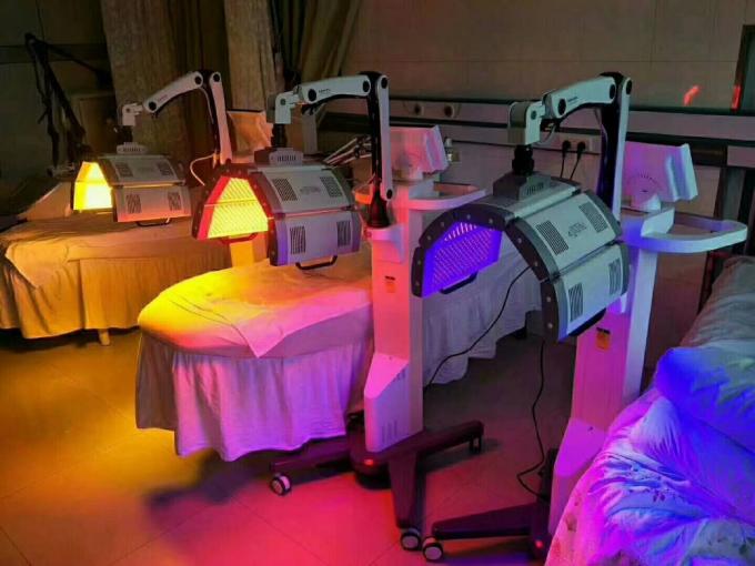 CE Approval PDT LED Light Therapy Machine For Wrinkles Acne Scars Removal 5