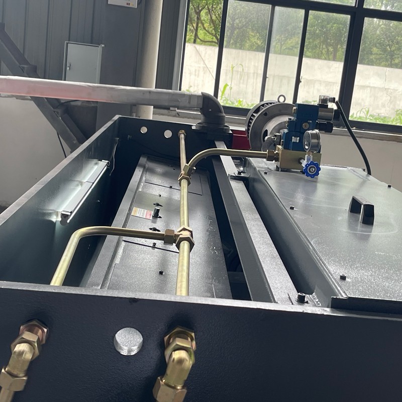 4*2500mm Cutting CNC Hydraulic Guliitine Shearing Machine With E21S Metal Plate Cutter