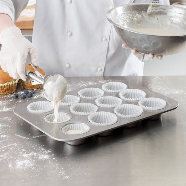 RK Bakeware China-12 Compartment Fluted 1.5mm Muffin Baking Pan Glazed Aluminized Steel 1