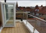 Round Post Stainless Steel Glass Railing For Real Estate Development Companies