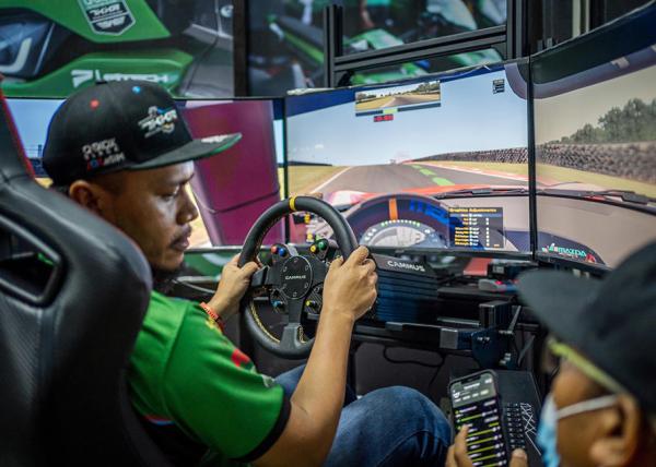 Buy cheap 15Nm Servo Motor Direct Drive Car Racing Game Simulator from wholesalers