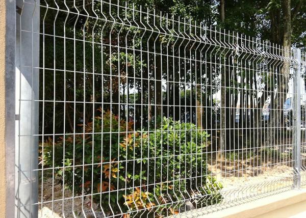 Buy cheap Residential Hot Dipped 4.5mm Galvanized Wire Mesh Fence Strong Corrosion Resistant from wholesalers