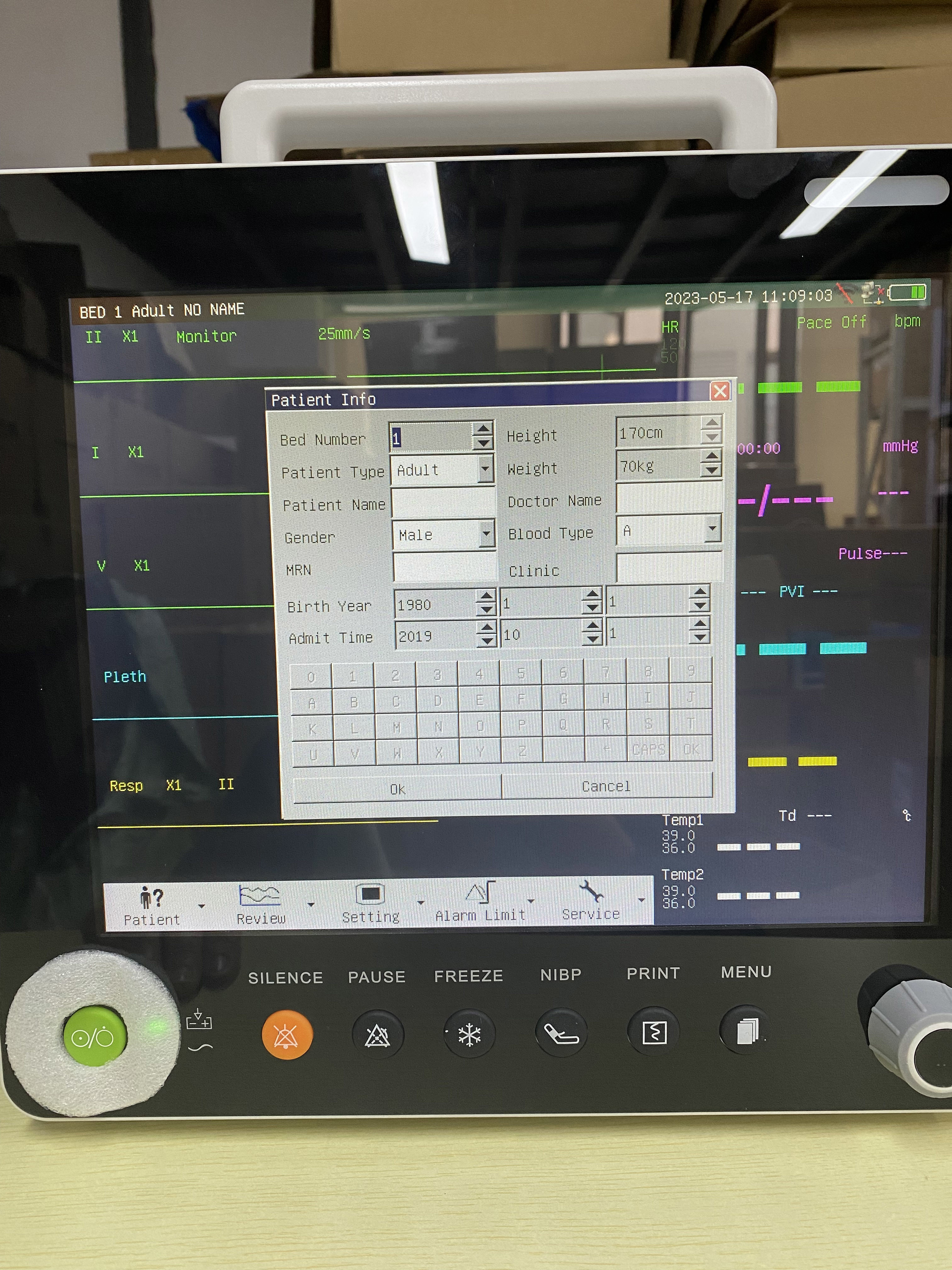 Portable ECG HR NIBP SPO2 RESP TEMP Multi Parameter Patient Monitor For ICU Ward