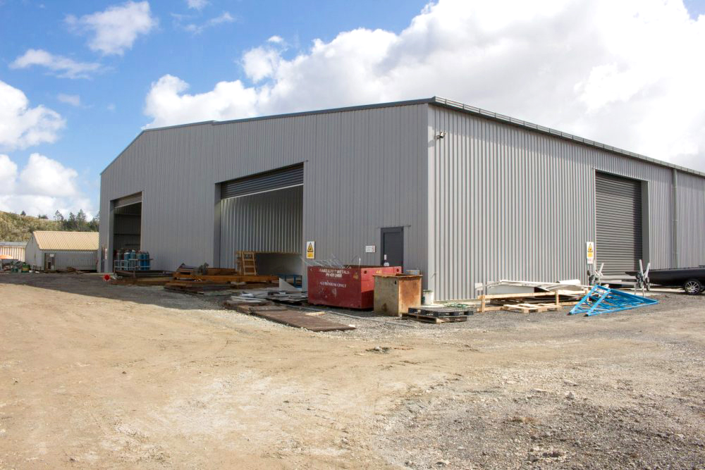Prefab Metal Space Frame Q235 Q355B Grade Customized Steel Structure Workshops Factories