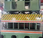 380V Voltage Hot Rubber Press Vulcanizing Machine Design