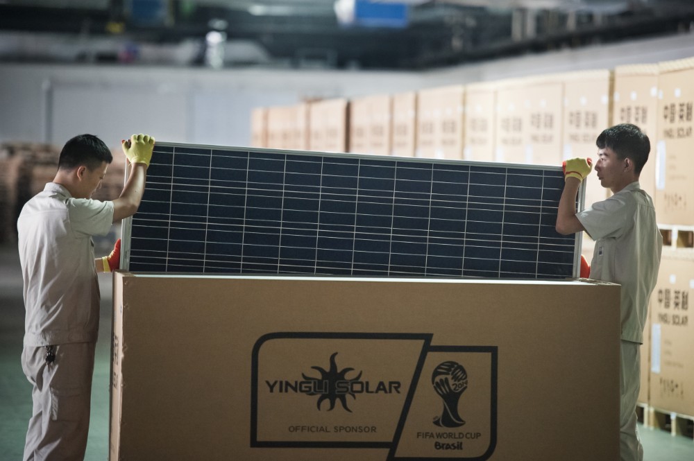 Duck Blue Mono Sunpower Solar Panels 18.6 Kg With Wire Connection Box