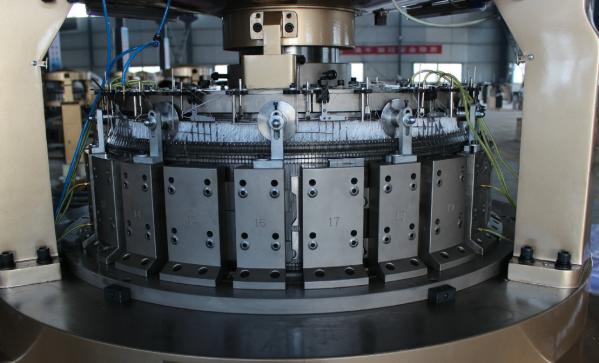 High Speed Industrial Circular Knitting Machines For Producing Pine Needle