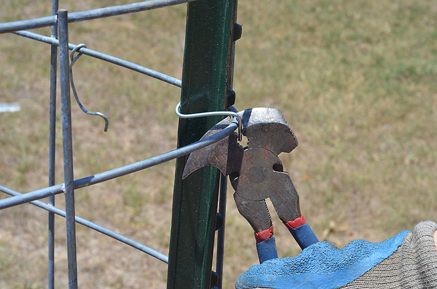 Heavy Duty fencing pliers repair Fence stretching tools QL1210