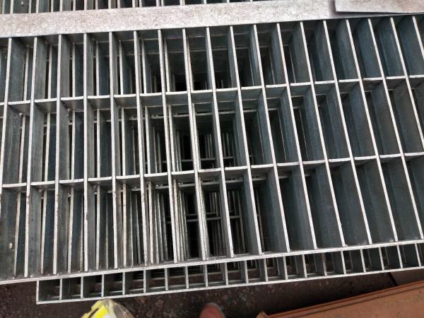 Buy cheap Indoor Stainless Steel Floor Grating Press Type Environmental Protection from wholesalers