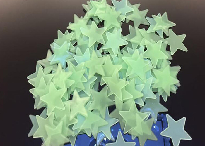Amazon 3CM luminous star wall stickers bedroom sofa fluorescent plastic decorative painting PVC sticker