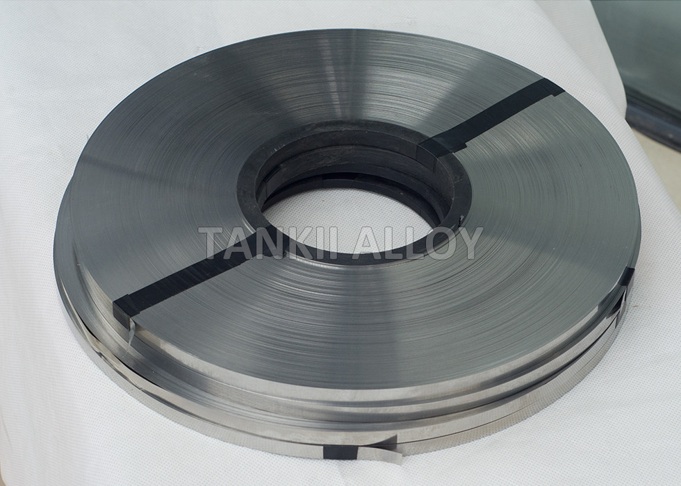 1Cr13Al4 FeCrAl Alloy Bright Flat Strip / Wide Strip 5 - 310mm Width