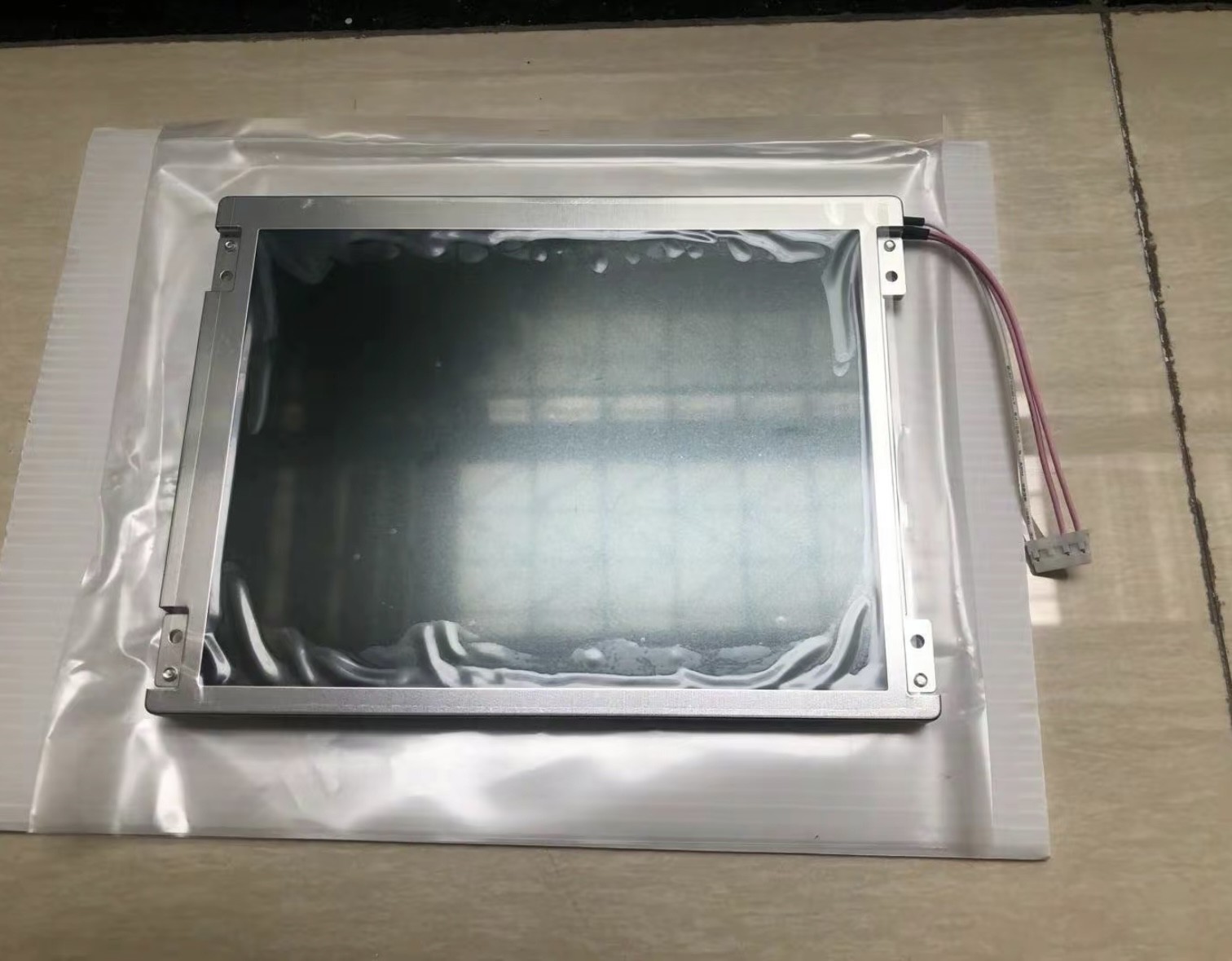 TX14D10VM1BAA HITACHI 5.7 inch 640(RGB)×480 350 (cd/m²) Storage Temp.: -30 ~ 80 °C INDUSTRIAL LCD DISPLAY