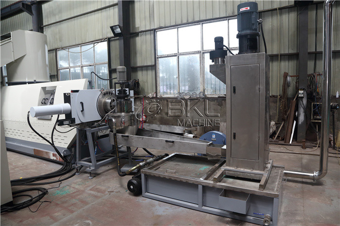 PE Bag Plastic Recycling Machine Granulating Line 500 Kg / H