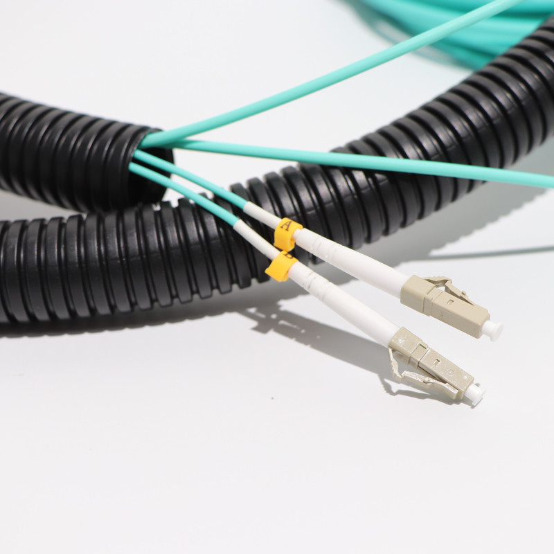OM5 Indoor Outdoor Distribution Fiber Optic Cable Pre Terminated OM3 OM4 4 8 12 Fibers