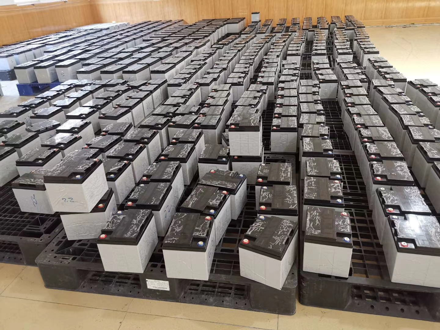 Rechargeable Lead Acid Storage Battery Deep Cycle Solar Energy Batteries