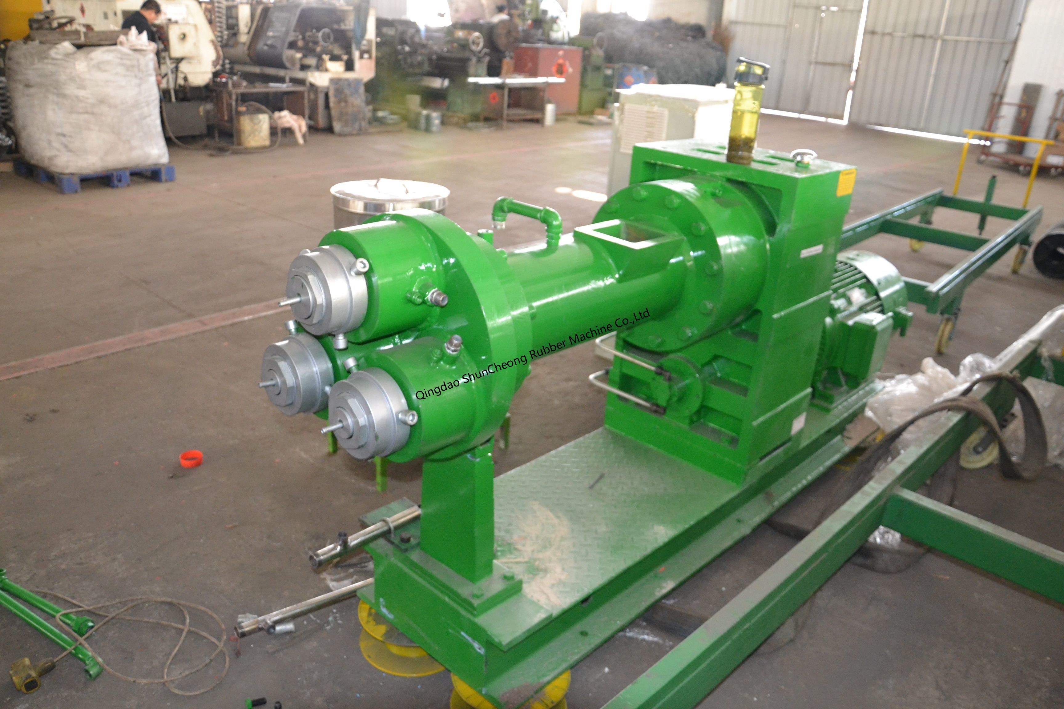 Silicone Rubber Vacuum Hose Machine / Rubber Extruder Machine