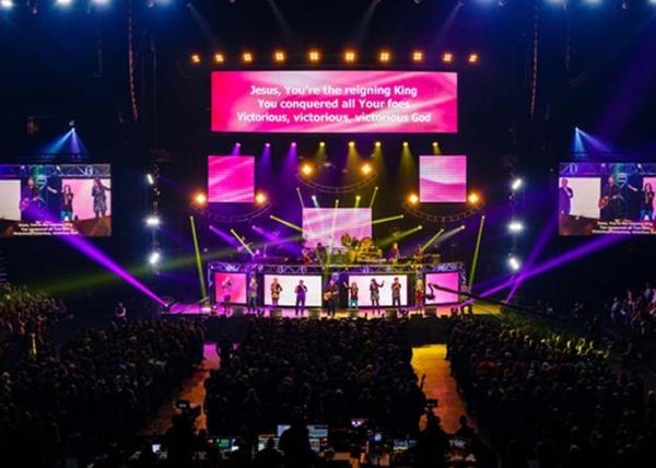 Buy cheap IP43 P5 Night Club Full Color Led Display Screen 2000nits Video DJ Booth from wholesalers