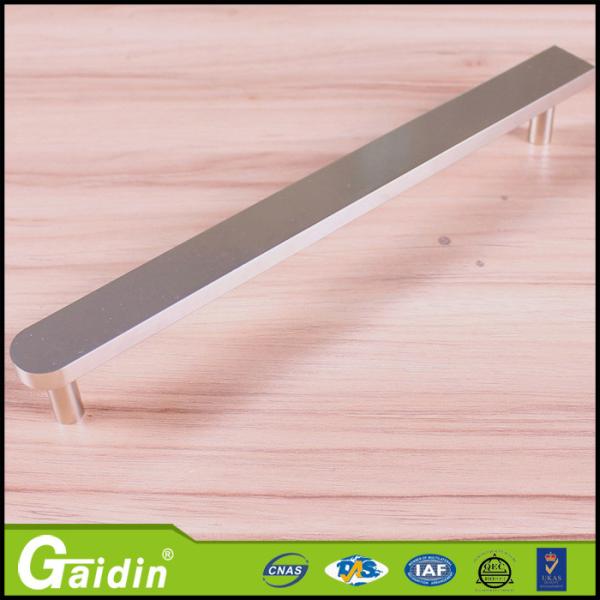 Buy cheap online shopping cabinet handle suppliers made in China aluminum alloy furniture hardware cabinet handles from wholesalers