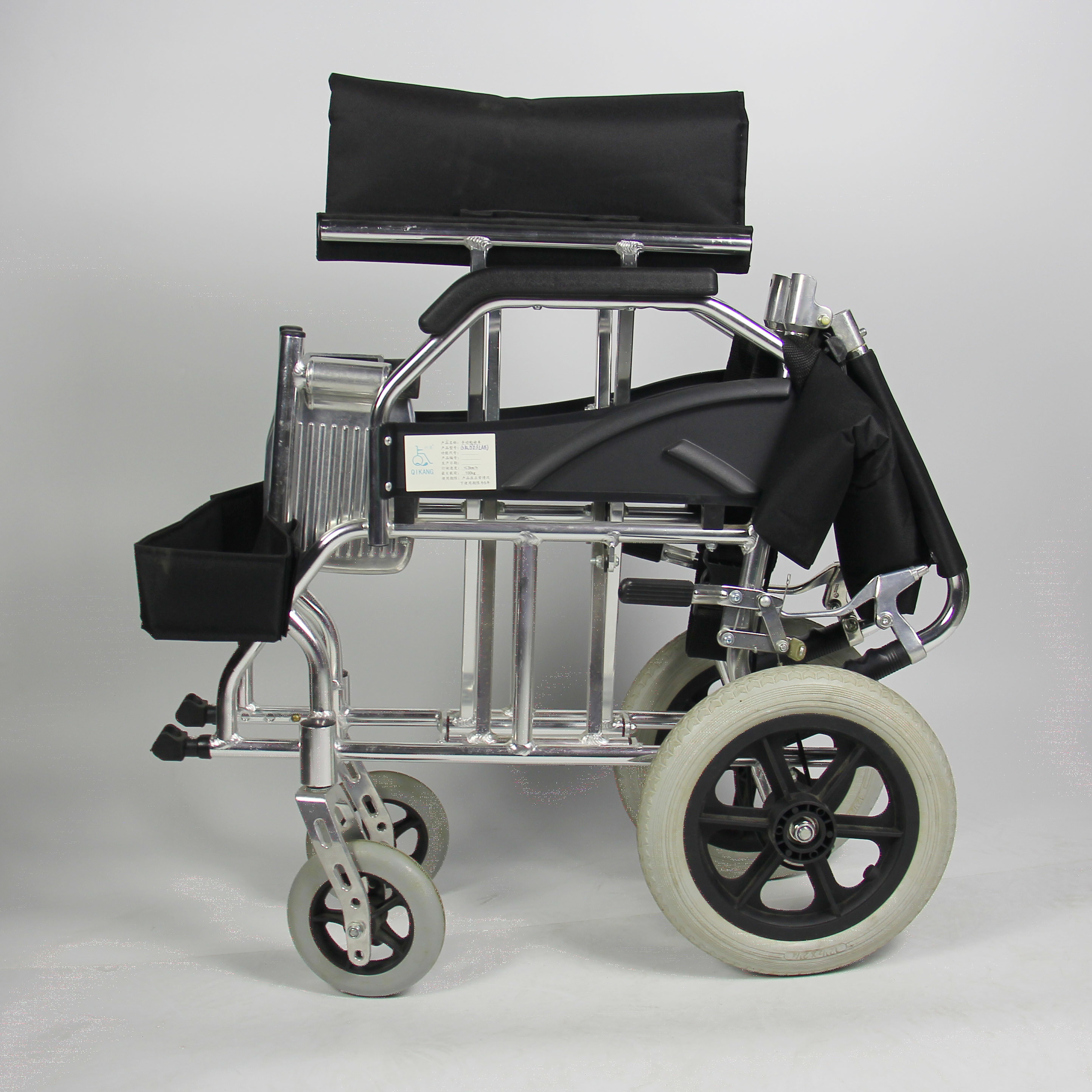 Foldable Aluminum Manual Wheelchair For Limited Mobility Customizable Color