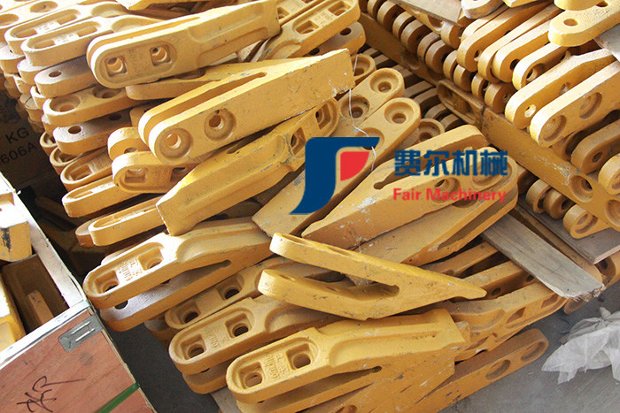 3 Ton / 5 Ton Wheel Loader Bucket Teeth CG956 , Construction Machinery Spare Parts