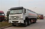 HOWO 8x4 30Cbm Fuel Delivery Truck With API Manhole , Petrol Diesel Oil