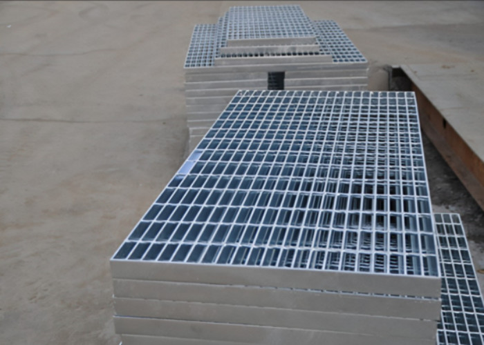 Heavy Duty Anti Slip Stainless Steel Walkway Grating Durable Industrial Flooring