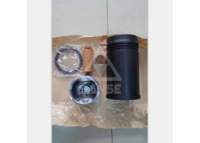 6D105 Engine Cylinder Sleeves 6135-21-2220 Engine Rebuild Kit , Excavator Engine Parts