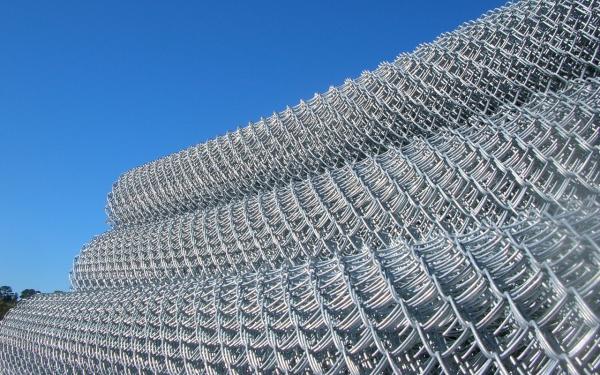 Buy cheap Hot Dipped Galvanized Black Chain Link Fence Cost 2.1mx10mx50x50mm from ". Victoria " from wholesalers