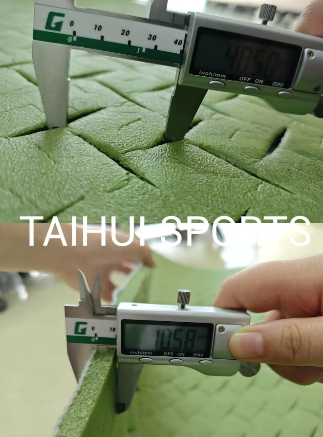 8-15mm Poly Ethylene Shock Pad Underlay Artificial Turf Soccer Field FIFA Pitches