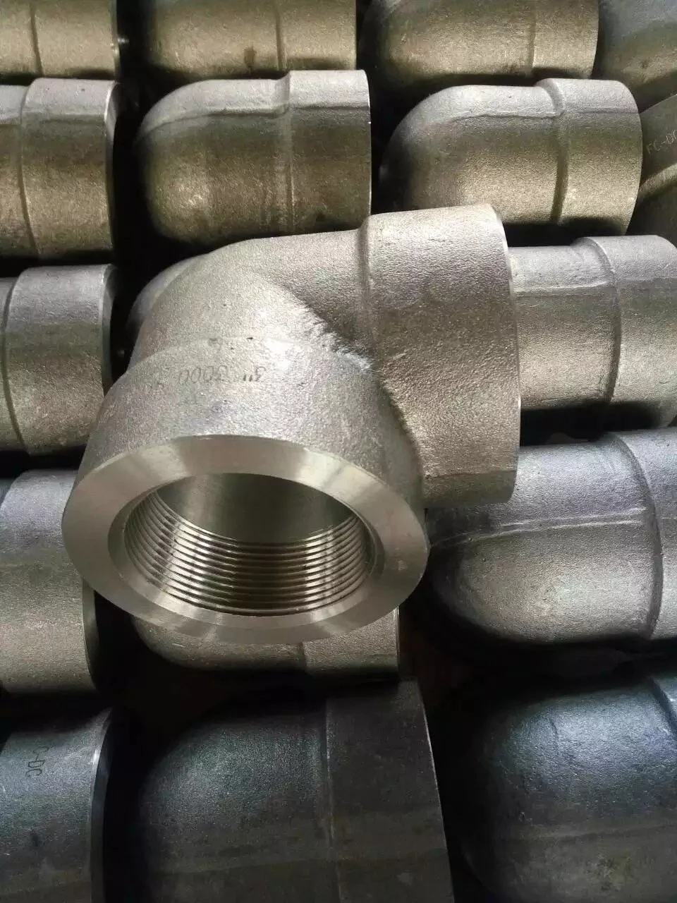 DN8-DN1100 Socket Weld Elbow for Industry Applications ASTM B564 UNS N06625 90 DEG SW 9000 ASME B16.11 NACE MR0175/ISO 15156