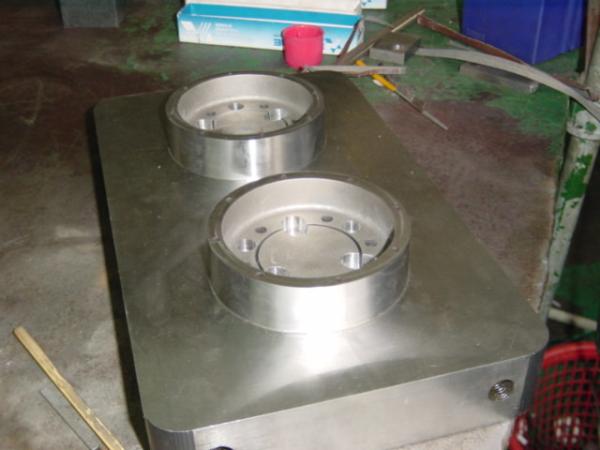 Buy cheap 2 Cavity Fiber Injection Molding Pa66 Glass Plastic Moulded Components from wholesalers
