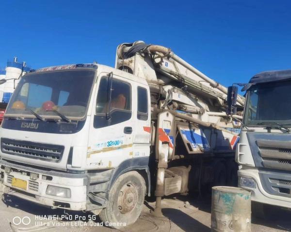 2011 47m Zm Concrete Pump on I. Suzu Truck Concrete Boom Pump Used Heavy