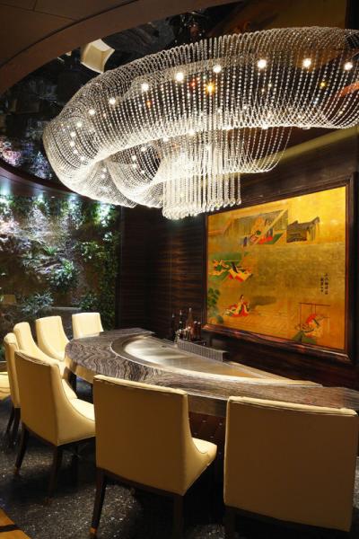 Buy cheap 8 Seats Circle Shape Upper or Down Fume Exhaustion Teppanyaki Grill Table Electric Tube Heating from wholesalers