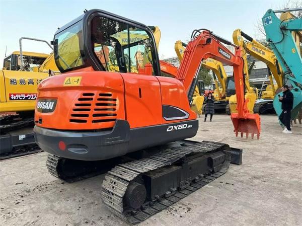 Buy cheap Second Hand Doosan Dx60 Excavator Doosan 6 Ton Excavator With YANMAR Engine from wholesalers