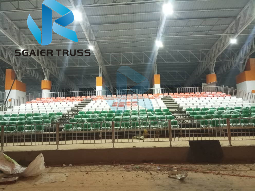 2 Rows - 15 Rows Gym Chair Steel Grandstand For Events Customized Color