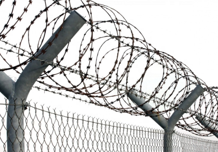 Coil Pvc Coated Bto-22 3 Clips Razor Barbed Wire Q195
